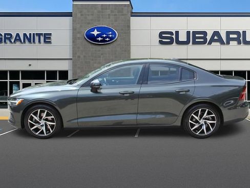 Used 2020 Volvo S60 T5 Momentum FWD image 6