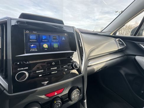 Used 2019 Subaru Forester Premium w/ All-Weather Package image 17