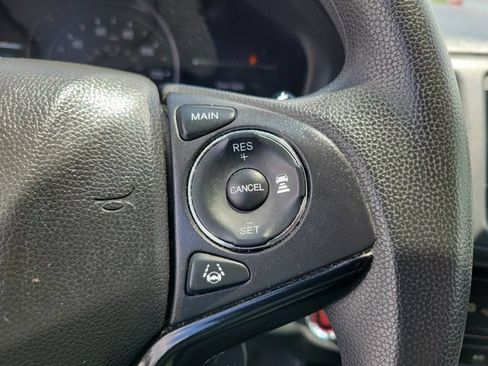 Used 2022 Honda HR-V EX image 21