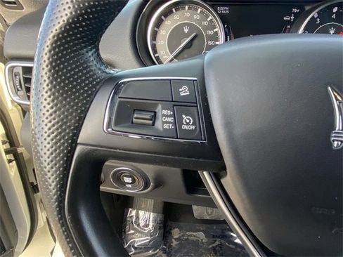 Used 2022 Maserati Levante GT image 8