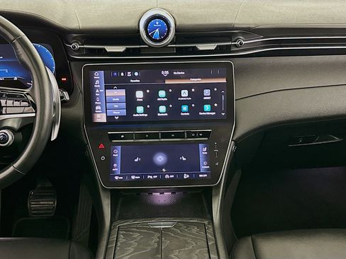 Used 2023 Maserati Grecale Modena image 11