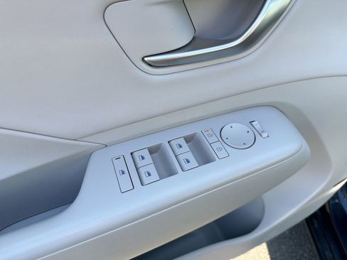 Certified 2024 Hyundai Kona Limited image 14