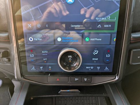 Used 2023 Ford Expedition Max Limited AWD/4WD image 37