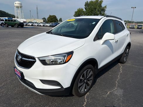 Used 2021 Buick Encore Preferred AWD/4WD image 7