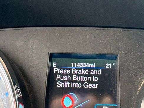 Used 2013 Chrysler 300 S image 16