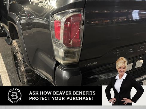 Used 2020 Toyota Tacoma TRD Sport image 1