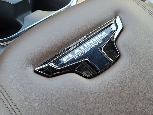 Used 2020 Nissan Titan Platinum Reserve w/ Moonroof Package image 23