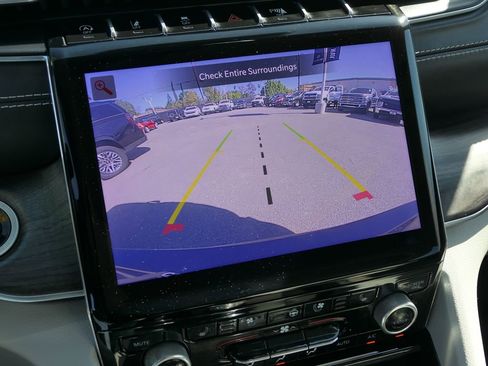 Used 2021 Jeep Grand Cherokee L Overland w/ Luxury Tech Group IV image 21