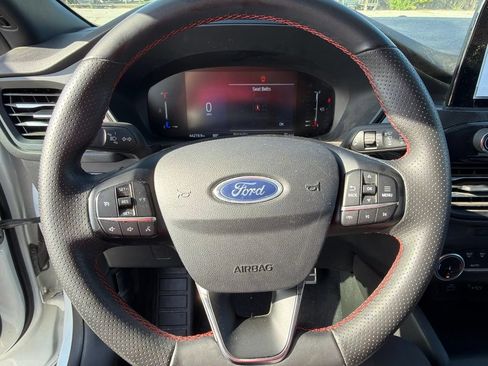 Used 2023 Ford Escape ST-Line w/ Equipment Group 301A FWD image 13