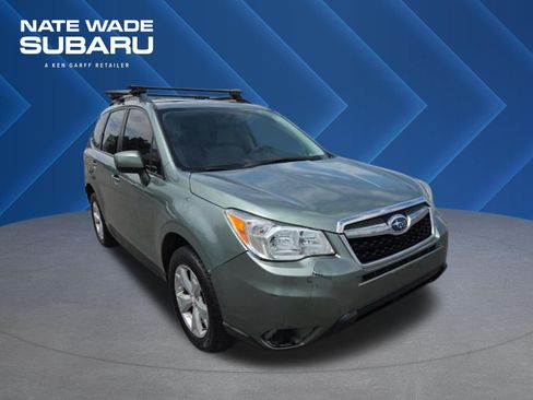 Used 2016 Subaru Forester 2.5i Premium AWD/4WD image 1