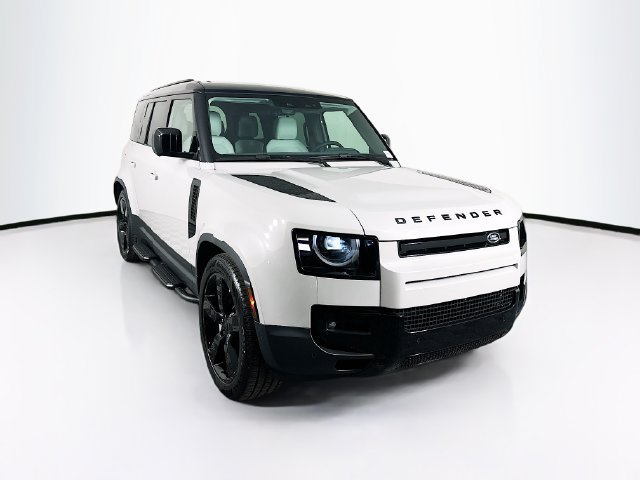 Used 2026 Land Rover Defender 110 S AWD/4WD image 3