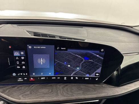 Used 2025 Audi Q5 Premium Plus w/ Premium Plus image 11