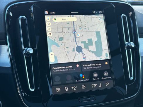 New 2026 Volvo XC40 B5 Ultra w/ Climate Package image 27