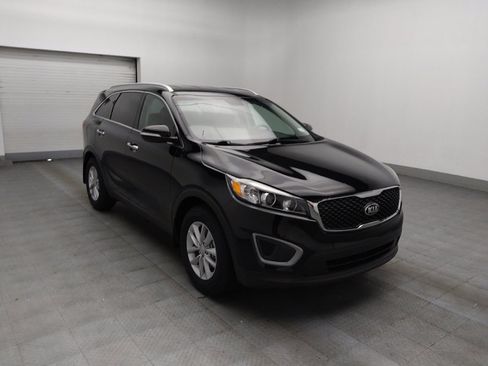 Used 2018 Kia Sorento FWD image 13