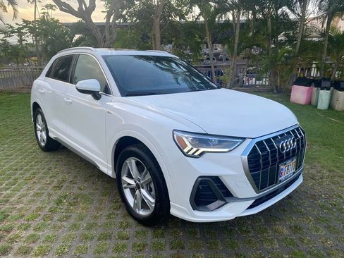 Used 2024 Audi Q3 2.0T Premium Plus w/ Premium Plus Package image 19