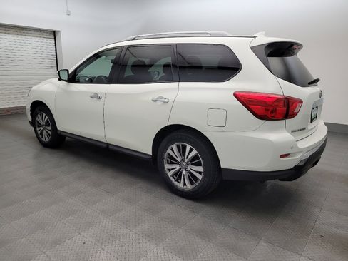 Used 2020 Nissan Pathfinder SL FWD image 3