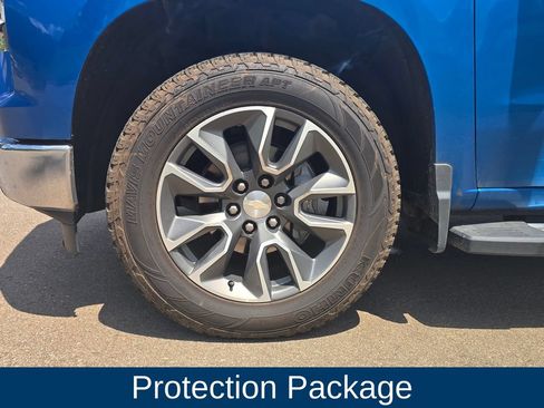 Used 2023 Chevrolet Silverado 1500 LT AWD/4WD image 9