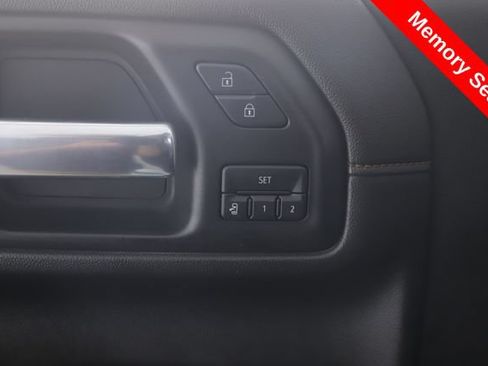Used 2020 GMC Sierra 3500 AT4 w/ AT4 Premium Package AWD/4WD image 20