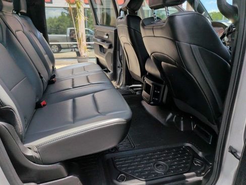 Used 2022 RAM 1500 Tradesman w/ Tradesman Group RWD image 10