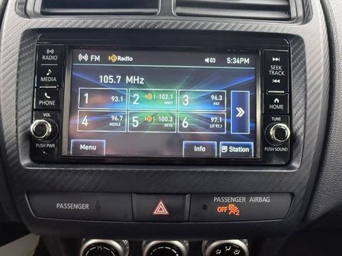 Used 2024 Mitsubishi Outlander Sport AWD image 25