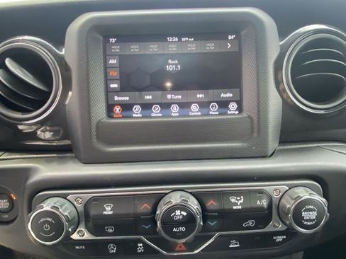 Used 2021 Jeep Wrangler Unlimited Sport image 19