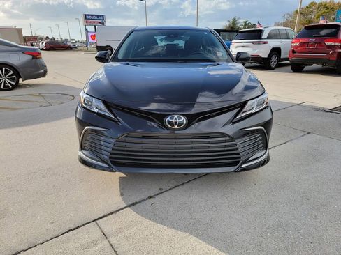 Used 2024 Toyota Camry LE image 8