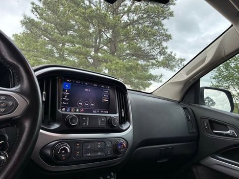 Used 2020 Chevrolet Colorado ZR2 AWD/4WD image 21