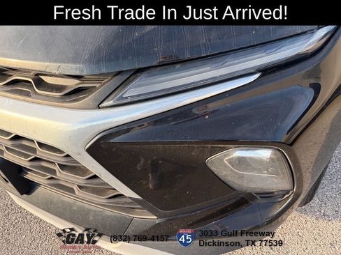 Used 2023 Chevrolet Blazer LT FWD image 4