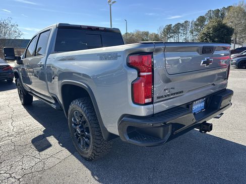 Certified 2025 Chevrolet Silverado 2500 LTZ w/ LTZ Plus Package image 6