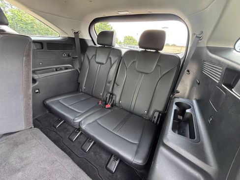Used 2024 Kia Sorento S FWD image 31