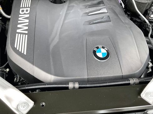 Used 2026 BMW X7 xDrive40i w/ M Sport Package image 33