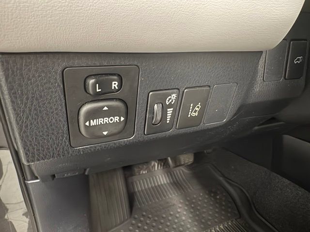 Used 2017 Toyota RAV4 XLE w/ All Weather Liner Package FWD image 19