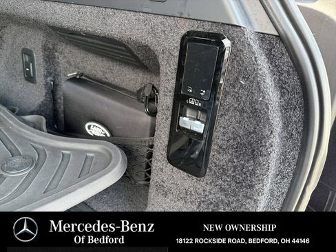 Used 2023 Land Rover Range Rover SE AWD/4WD image 25