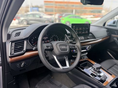 Certified 2023 Audi Q5 2.0T Premium w/ Convenience Package image 12