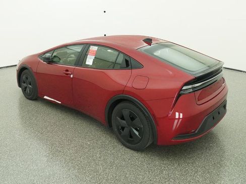 New 2026 Toyota Prius SE image 13