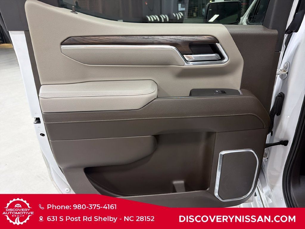 Used 2025 GMC Sierra 1500 SLT w/ SLT Premium Plus Package AWD/4WD image 33