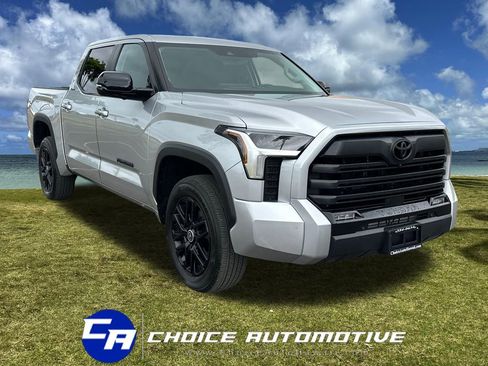 Used 2024 Toyota Tundra Limited AWD/4WD image 10