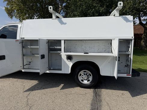 Used 2020 Chevrolet Express 3500 w/ Power Convenience Package RWD image 25