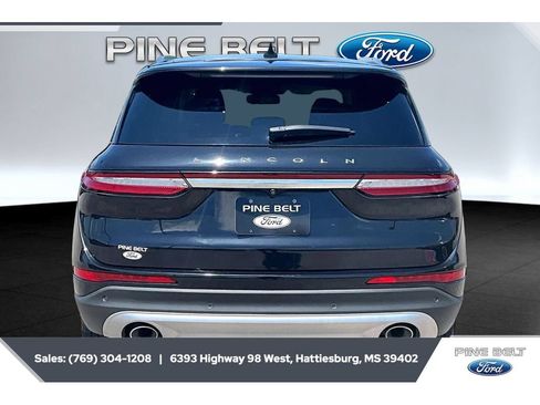 Used 2022 Lincoln Corsair FWD image 4