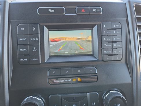 Used 2017 Ford F150 XLT w/ Trailer Tow Package image 19