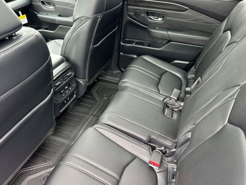 New 2026 Honda Pilot image 4