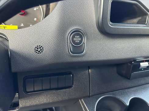 Used 2022 Mercedes-Benz Sprinter 4500 image 27