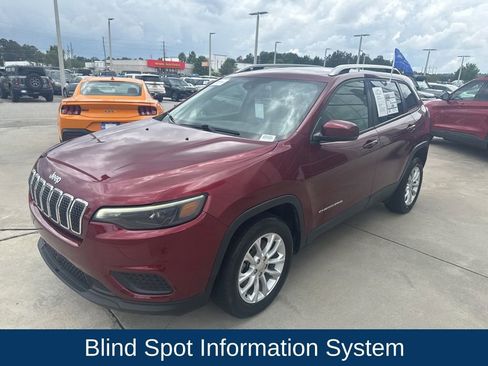 Used 2021 Jeep Cherokee Latitude FWD image 4