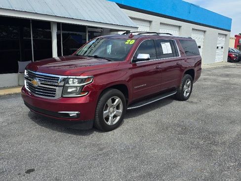 Used 2020 Chevrolet Suburban Premier AWD/4WD image 2