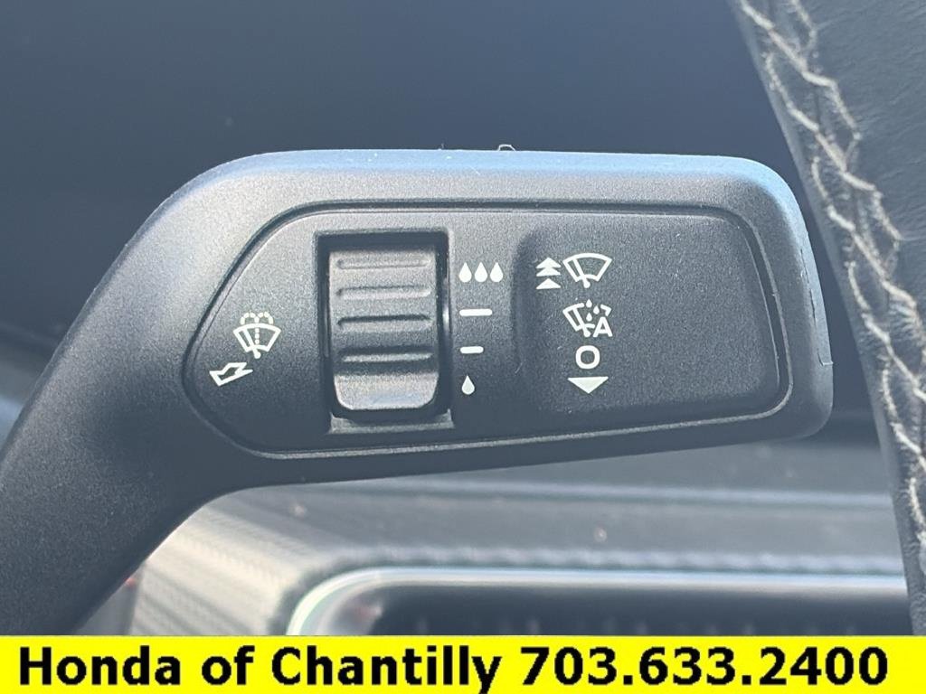 Used 2025 Ford Mustang Premium RWD image 11