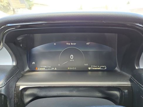 Used 2021 Lincoln Nautilus AWD w/ Equipment Group 101A image 16