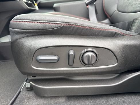 New 2027 Chevrolet Bolt RS w/ Technology Package FWD image 16