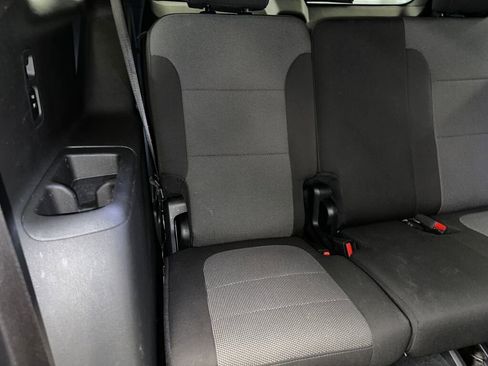 Certified 2023 Chevrolet Traverse LT image 32