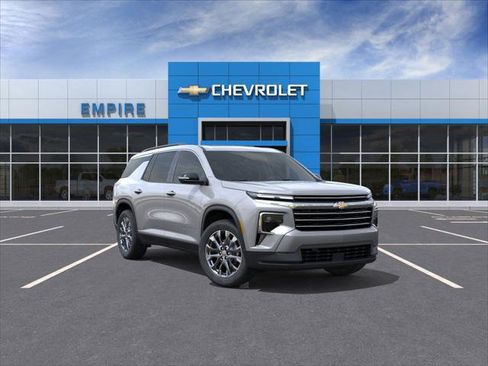 New 2026 Chevrolet Traverse LT image 1