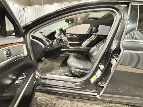 Used 2015 Lincoln MKZ w/ Equipment Group 102A Reserve image 9